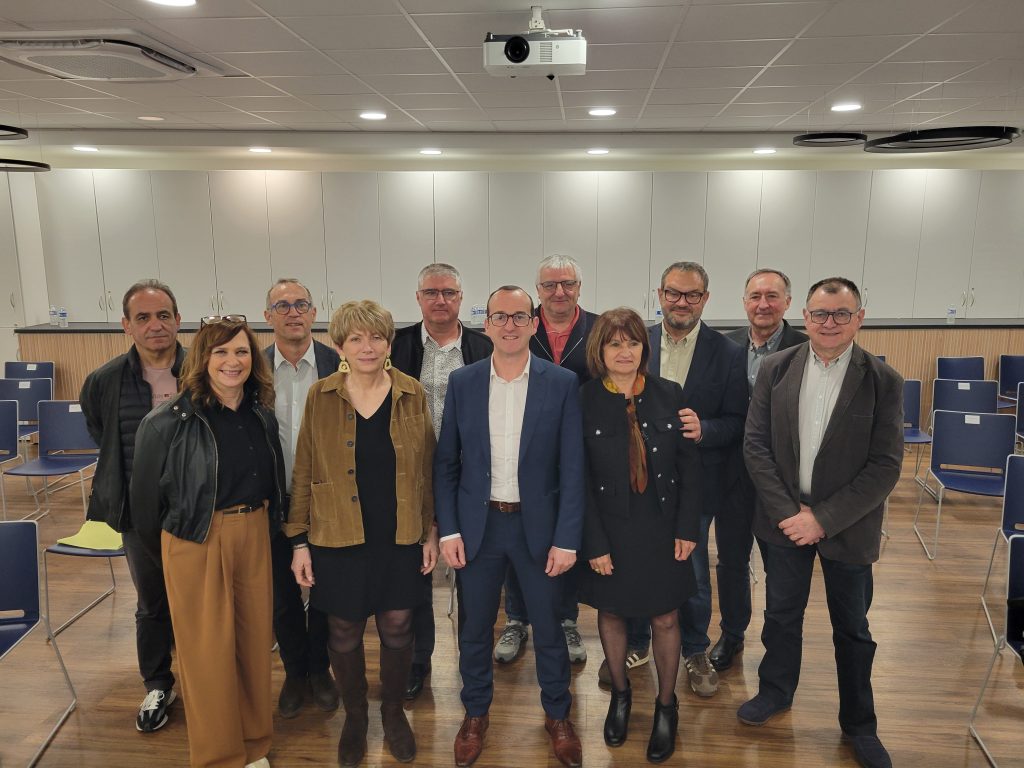 De g. à dr. : Jean-Pierre Quaglieri, Isabelle Siau, Gérard Semat, Nathalie Naccache, Christophe Pradel, Philippe Greffier, Bernard Pech, Melker Ghrous, Christophe Giry, Hervé Antoine, Robert Batigne